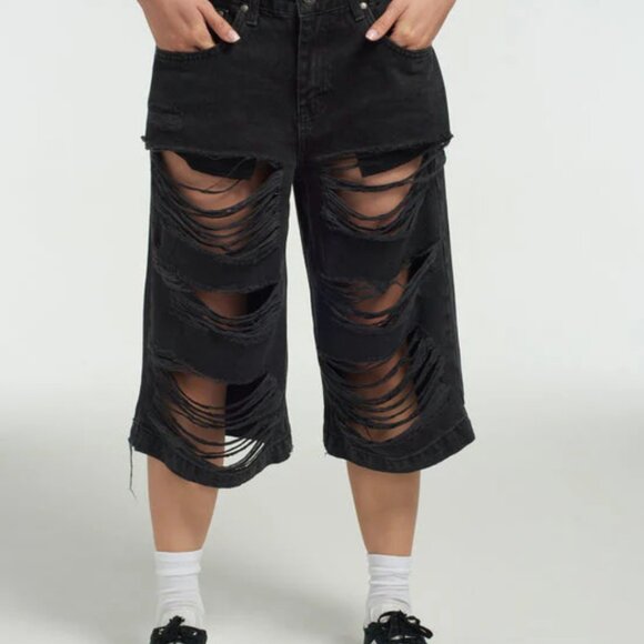 The Ragged Priest Pants - ⚫!!!ISO!!!⚫ The Ragged Priest Shredder Distressed Skater Short